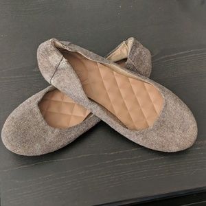 Mudd brown tweed flats with cushion support